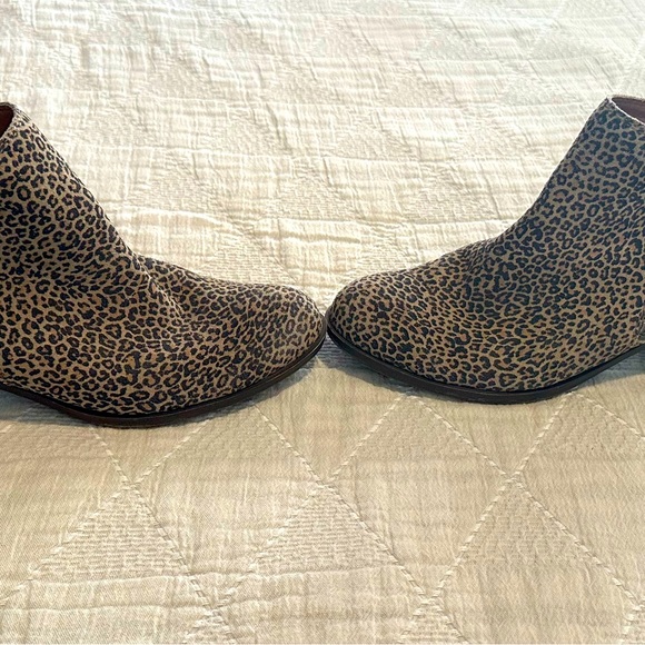 Lucky Brand Leopard Booties!!! - Picture 2 of 3
